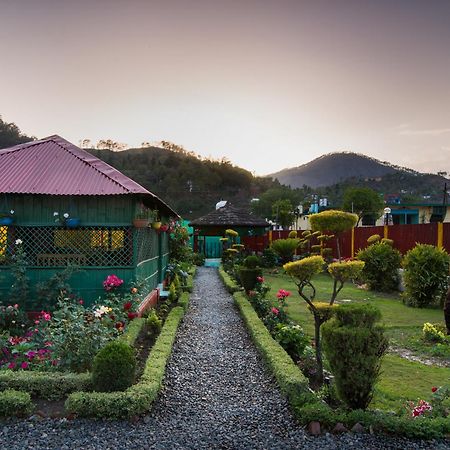 Ivy The Boutique Hotel Near Neem Karoli Temple ไนนิตาล ภายนอก รูปภาพ