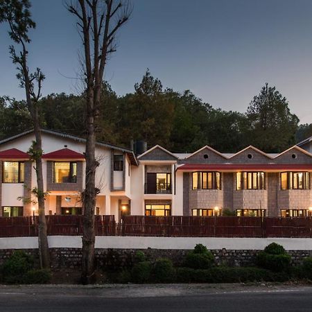 Ivy The Boutique Hotel Near Neem Karoli Temple ไนนิตาล ภายนอก รูปภาพ