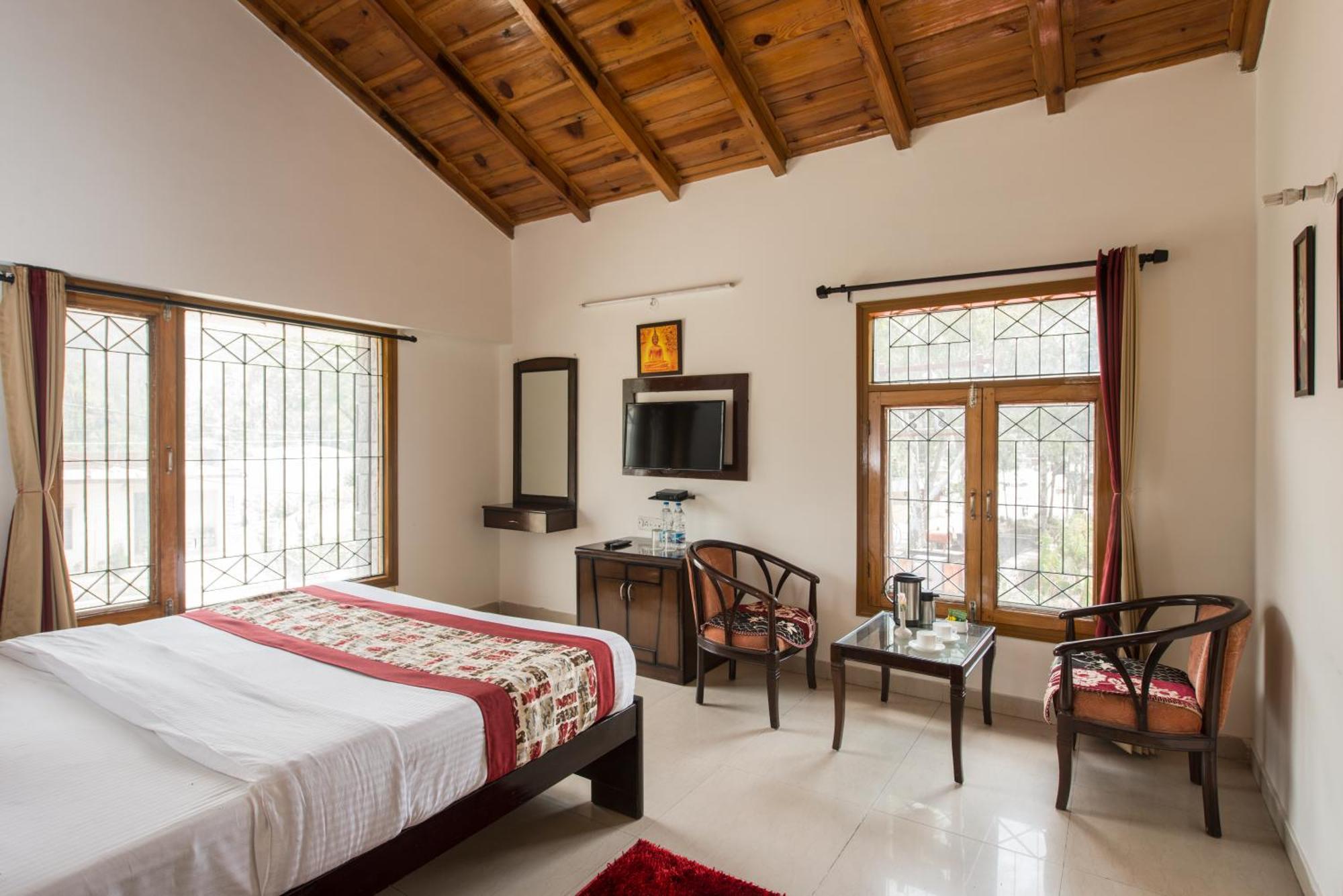 Ivy The Boutique Hotel Near Neem Karoli Temple ไนนิตาล ภายนอก รูปภาพ